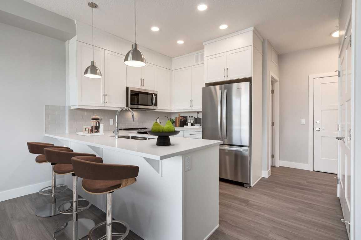 1418, 63 Arbour Lake Court NW
