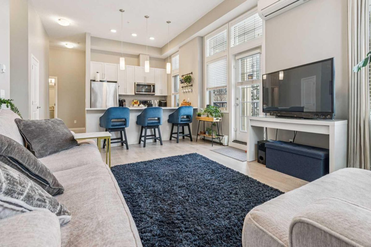 115, 10 Mahogany Mews SE