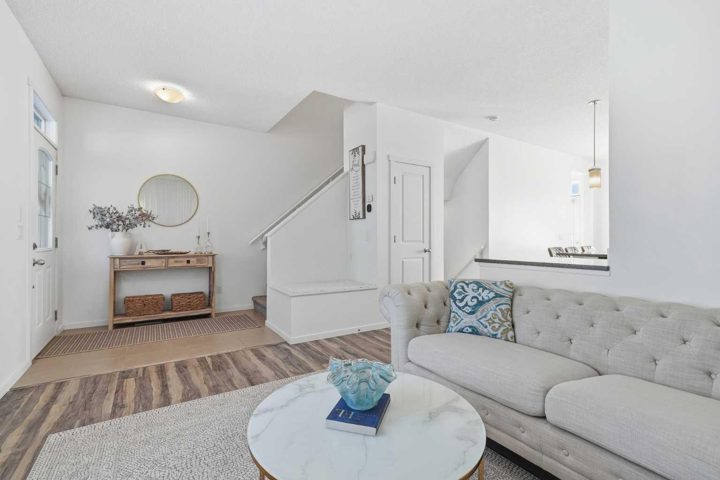 189 Mahogany Drive SE photo 5