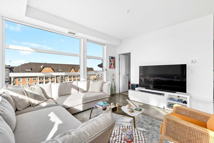 501, 122 Mahogany Centre SE photo 5