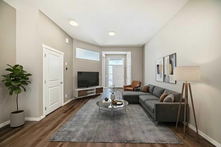 833 Marine Drive SE photo 4
