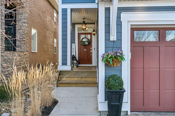 161 Mahogany Square SE photo 3