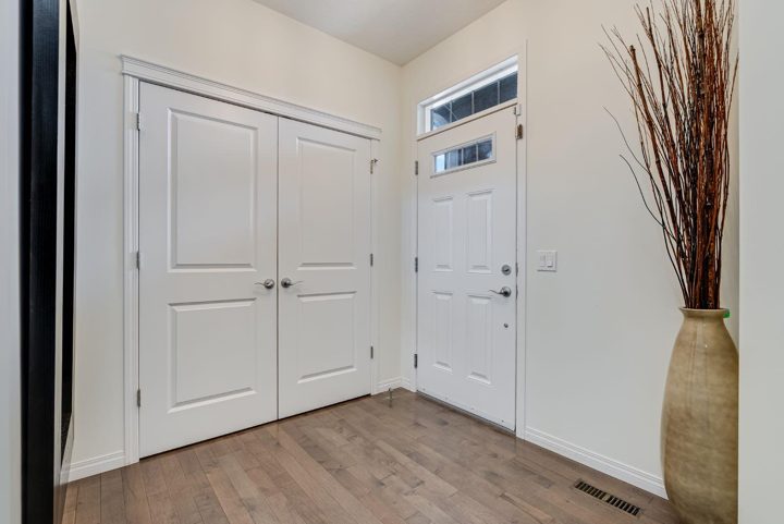 117 Mahogany Place SE photo 3