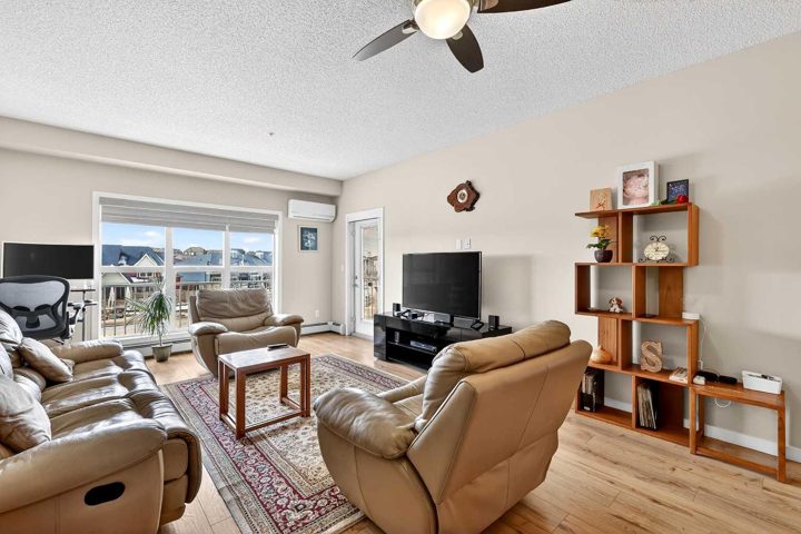 308, 402 Marquis Lane SE photo 5