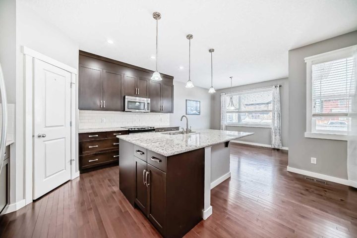 112 Chaparral Valley View SE photo 5