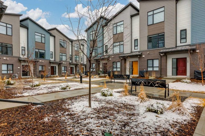 94, 903 Mahogany Boulevard SE photo 4