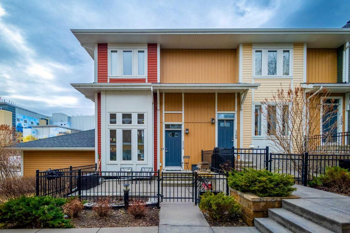 1310 Auburn Bay Square SE