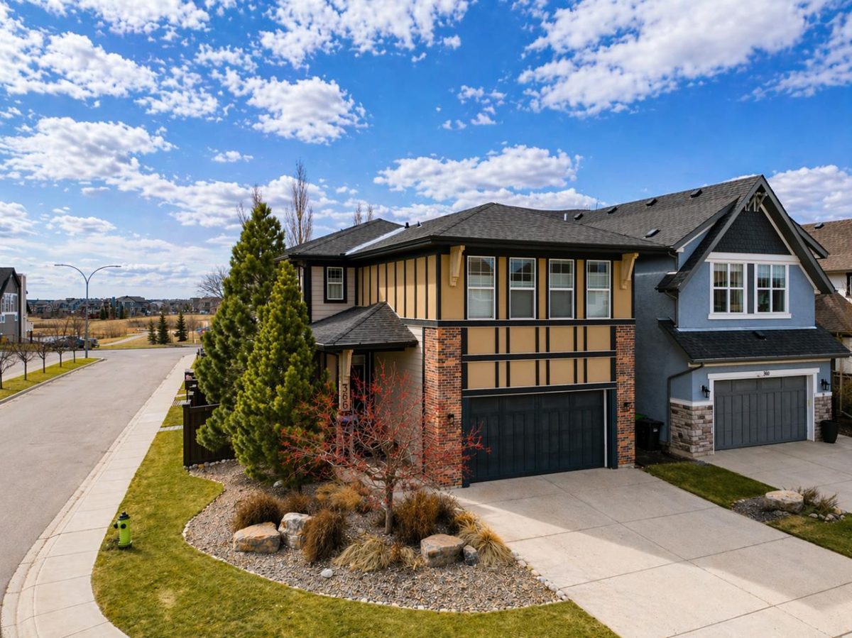 366 Mahogany Boulevard SE