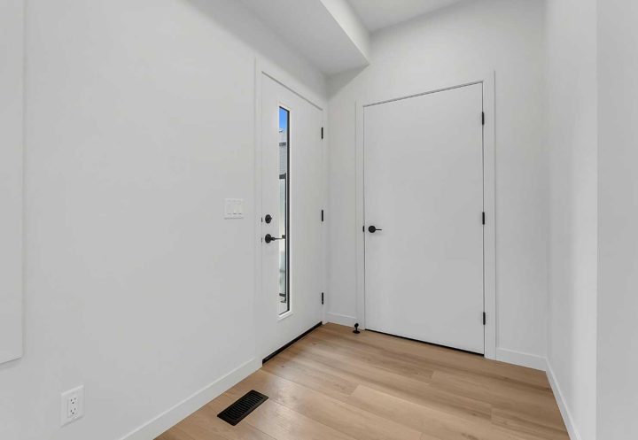 83 Arbour Lake Court NW photo 2