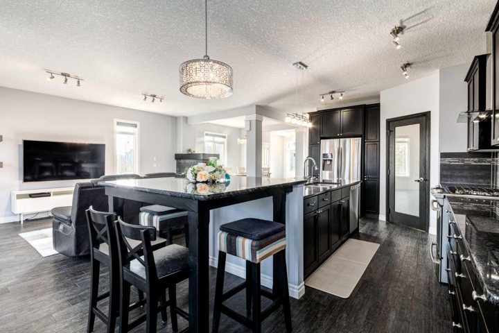 14 Marquis Heights SE photo 5