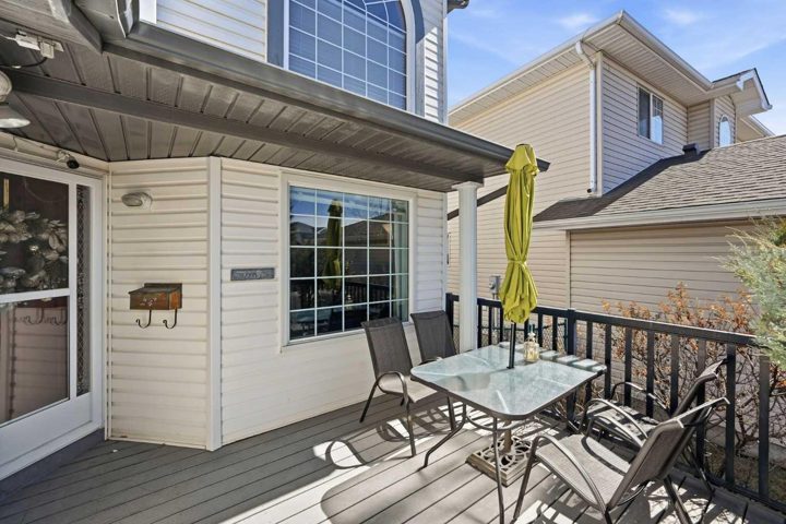 129 Arbour Ridge Circle NW photo 4