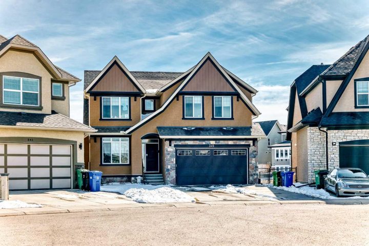 345 Marquis Landing SE photo 2