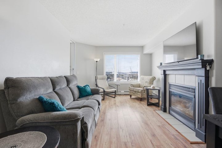 1103, 950 Arbour Lake Road NW photo 4