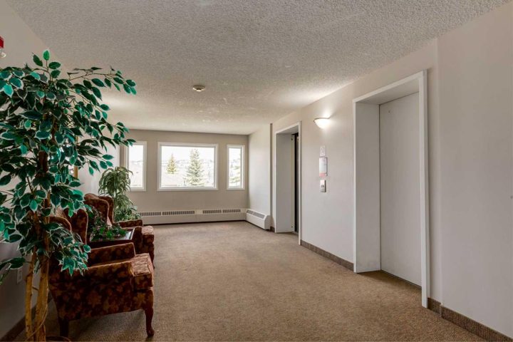 2301, 950 Arbour Lake Road NW photo 5