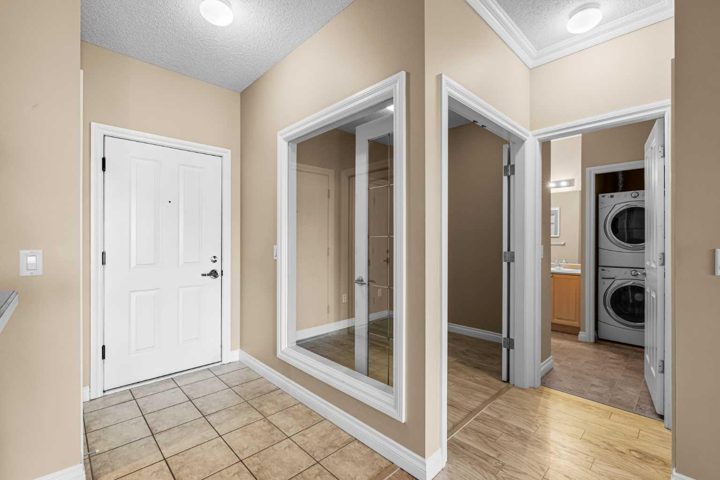3339, 1010 Arbour Lake Road NW photo 2