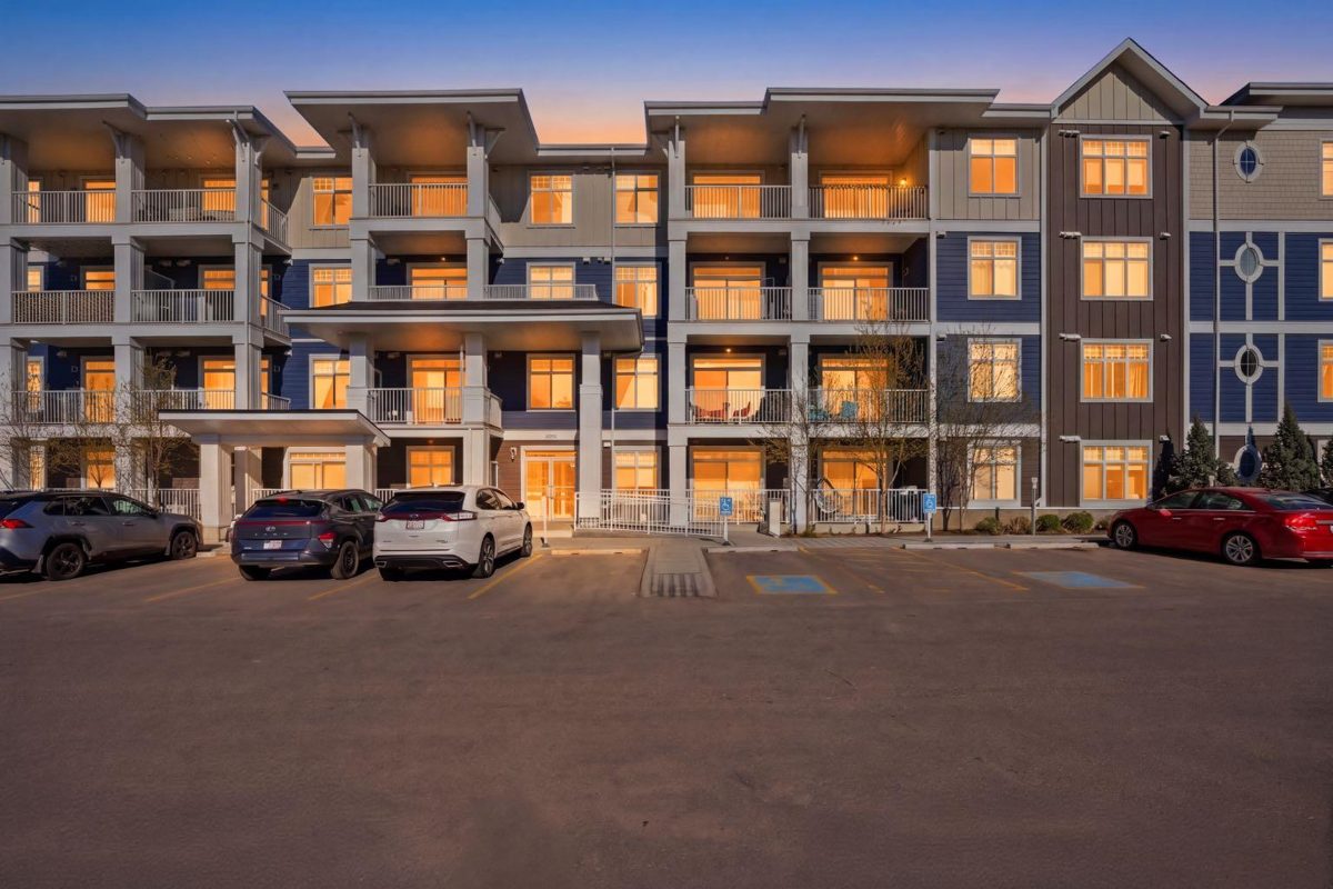 213, 400 Auburn Meadows Common SE