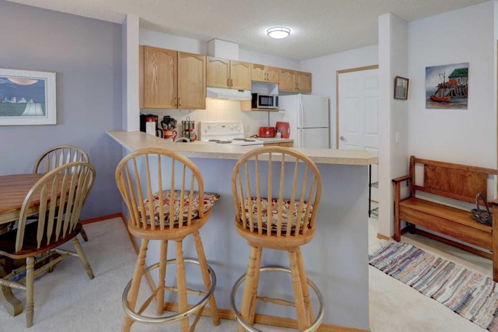1316, 950 Arbour Lake Road NW photo 4