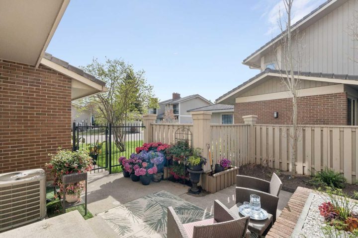 229, 20 Midpark Crescent SE photo 5