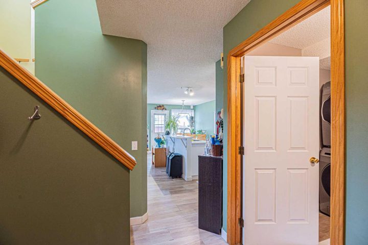 18 Coral Springs Circle NE photo 4