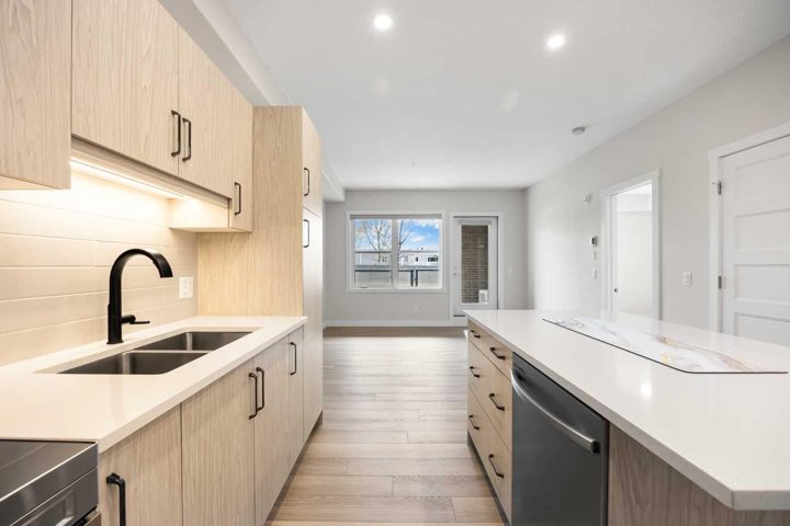 1107, 81 Arbour Lake View NW photo 5