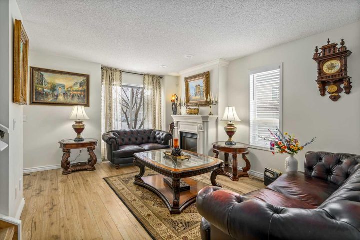 76 Sunlake Gardens SE photo 5