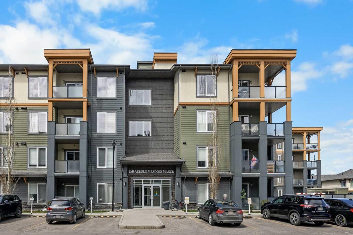 401, 150 Auburn Meadows Manor SE