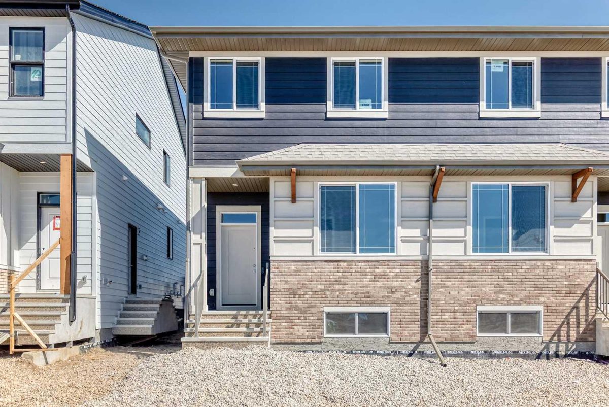 1308 Mahogany Boulevard SE