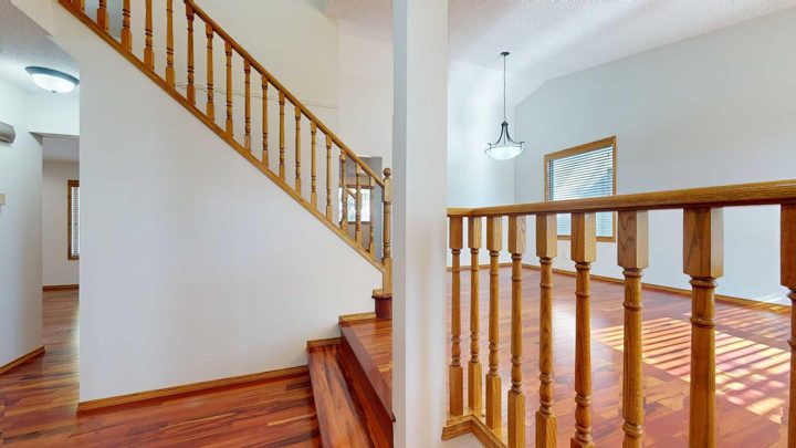 60 Sunmeadows Court SE photo 3