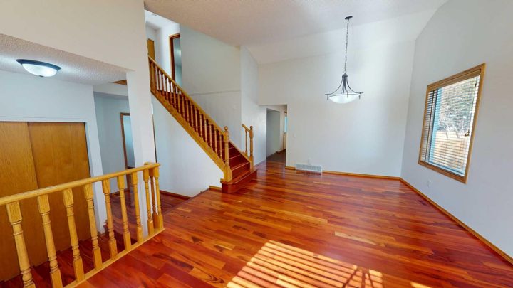 60 Sunmeadows Court SE photo 5