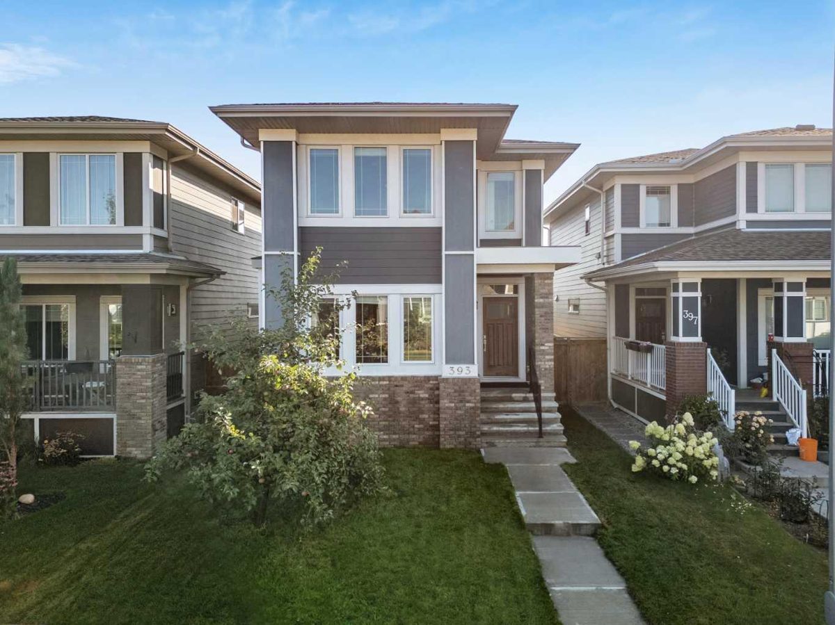 393 Marquis Heights SE