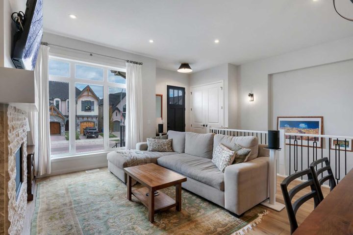 541 Marine Drive SE photo 5