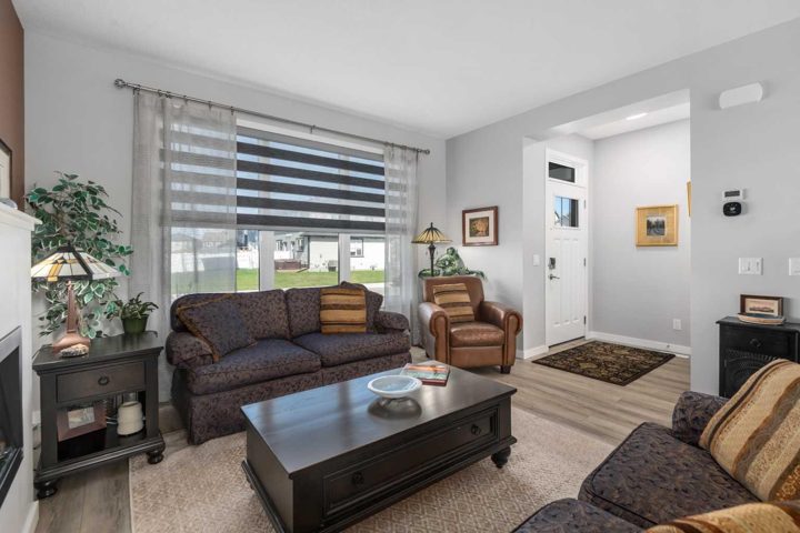395 Magnolia Drive SE photo 4
