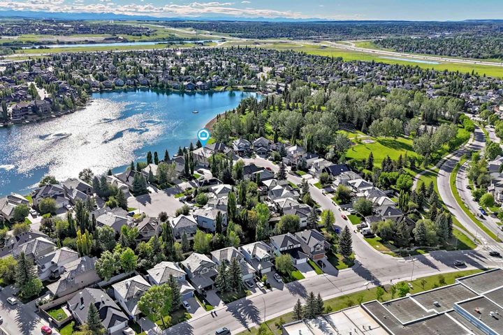 62 Chapala Crescent SE photo 3