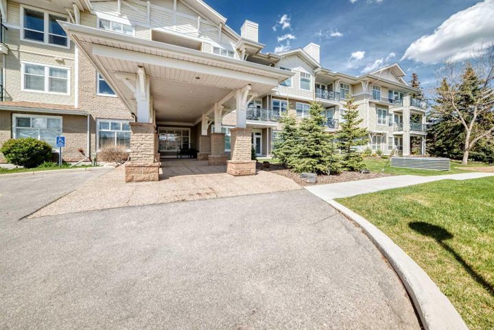 1209, 1010 Arbour Lake Road NW photo 3