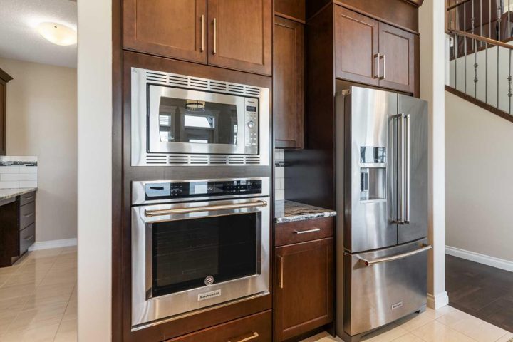 148 Marquis View SE photo 3