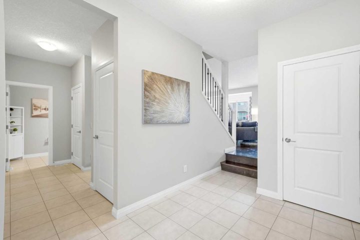 236 Auburn Springs Close SE photo 4