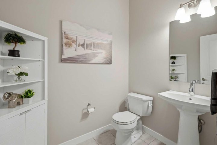 236 Auburn Springs Close SE photo 5