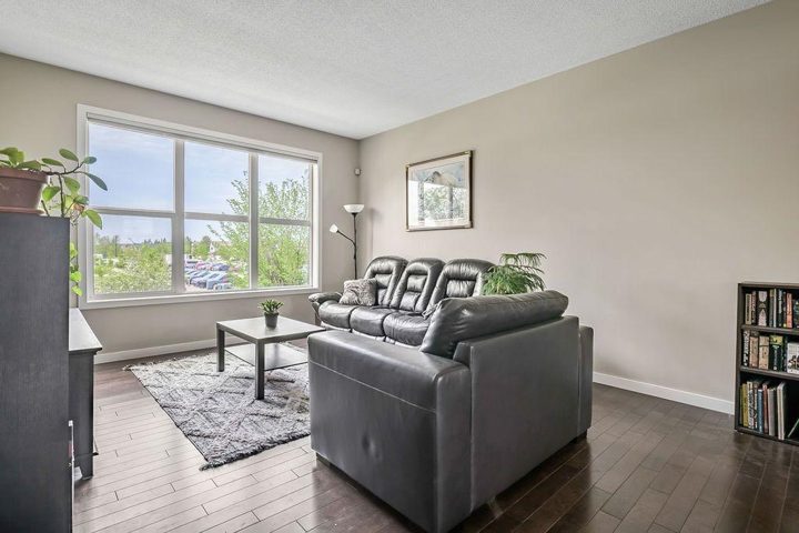 1410, 10 Auburn Bay Avenue SE photo 4