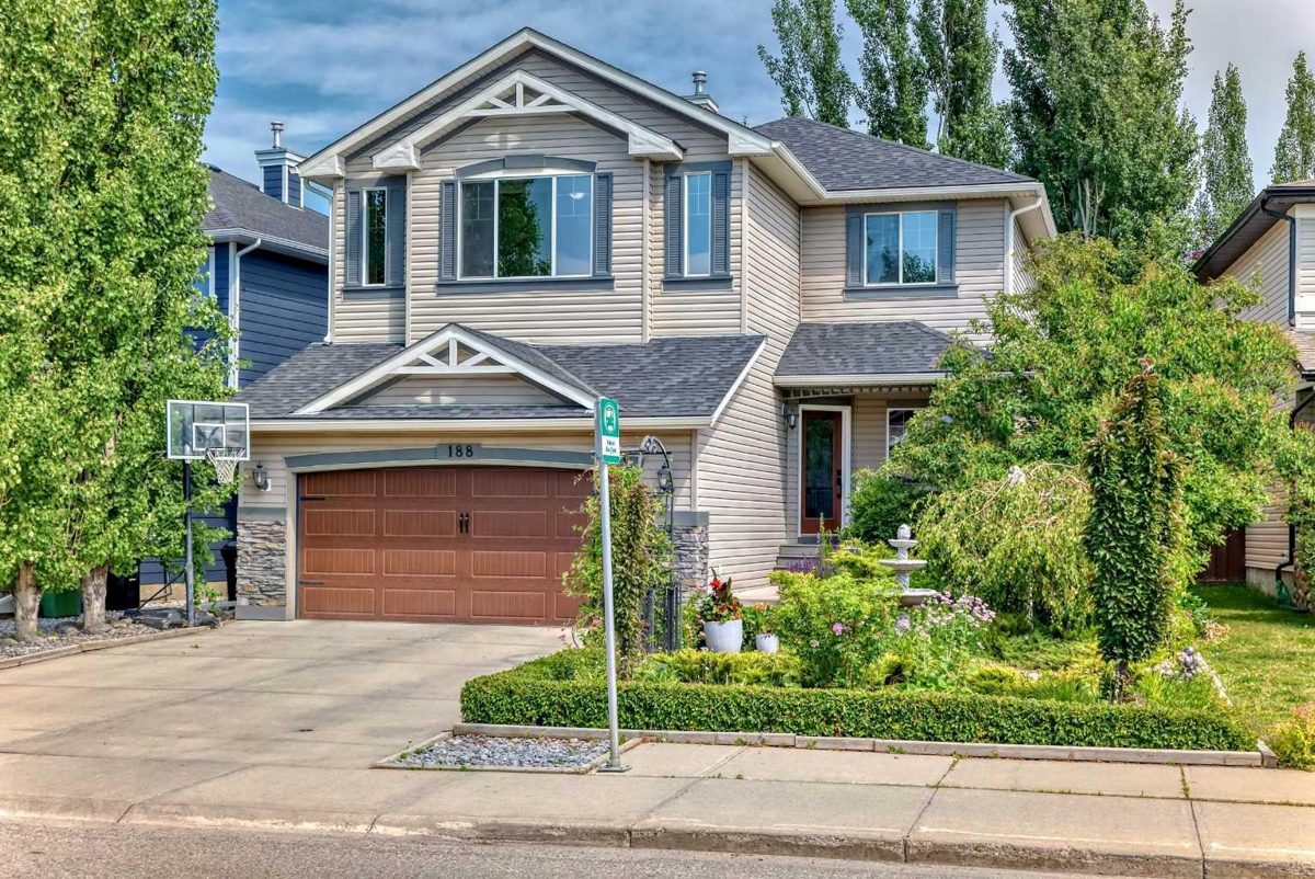 188 Chapala Drive SE