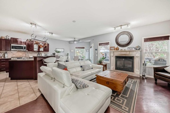 188 Chapala Drive SE photo 5