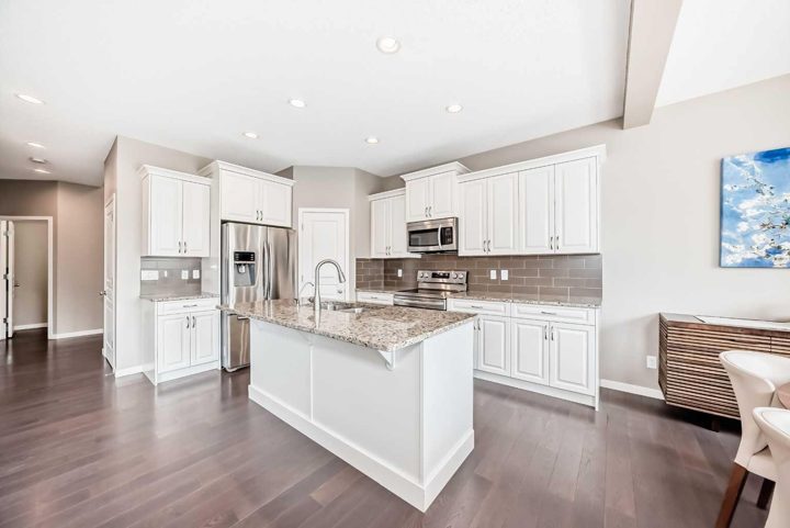 264 Auburn Bay Drive SE photo 4