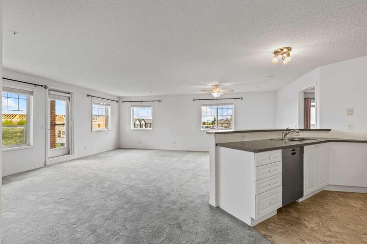 2111, 928 Arbour Lake Road NW photo 5