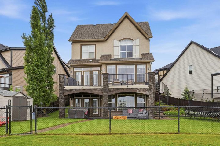 127 Marquis Grove SE photo 4