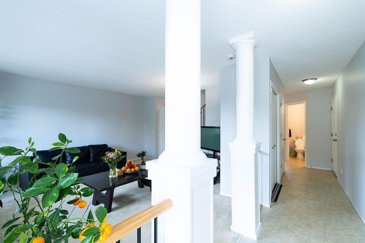 102, 950 Arbour Lake Road NW photo 3