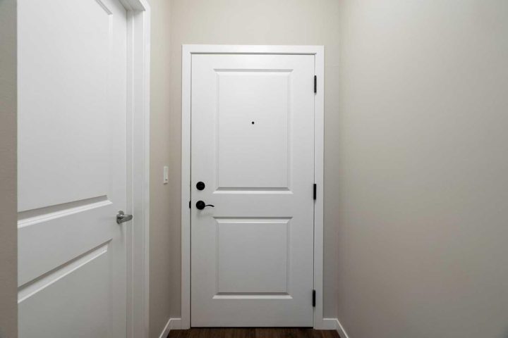 112, 30 Mahogany Mews SE photo 3