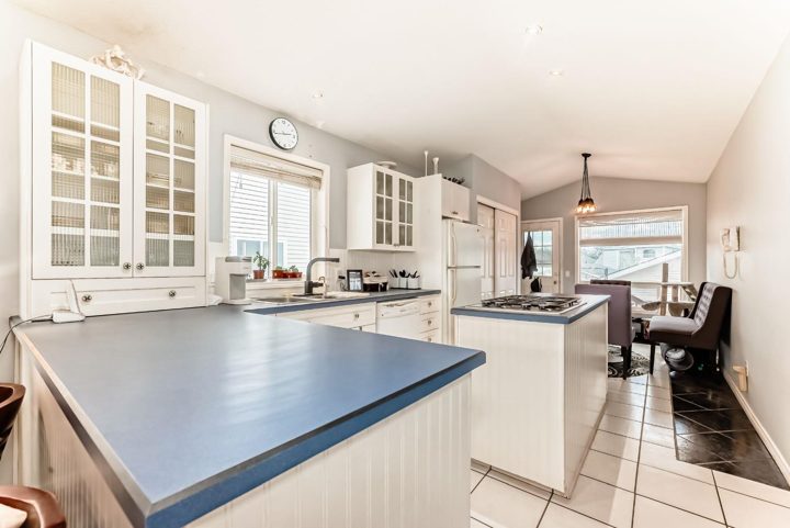 307 Mt Lorette Place SE photo 5