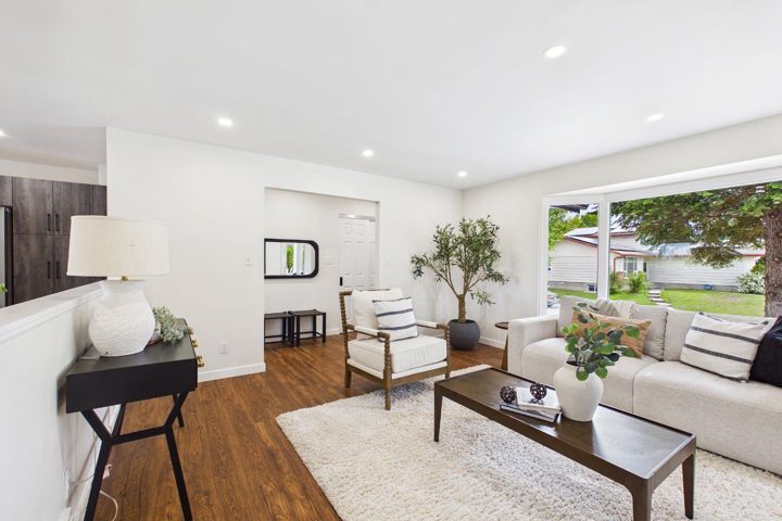 13255 Lake Lucerne Road SE photo 3