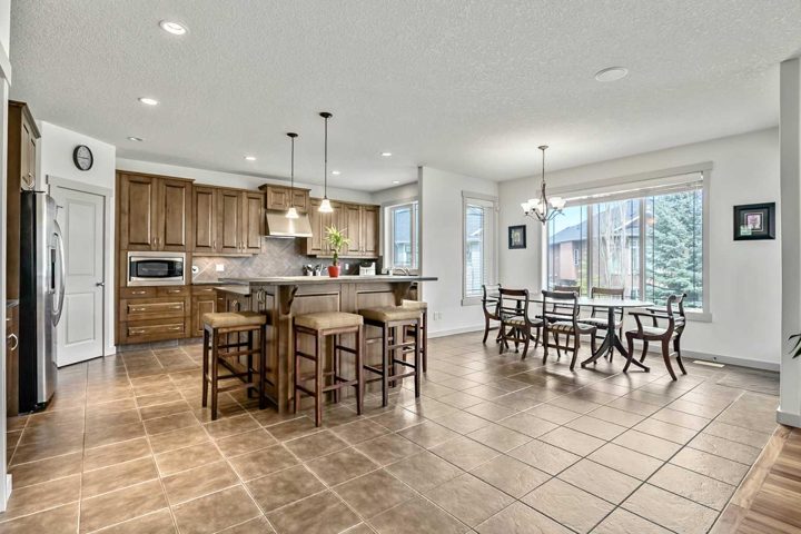 222 Chapala Point SE photo 3