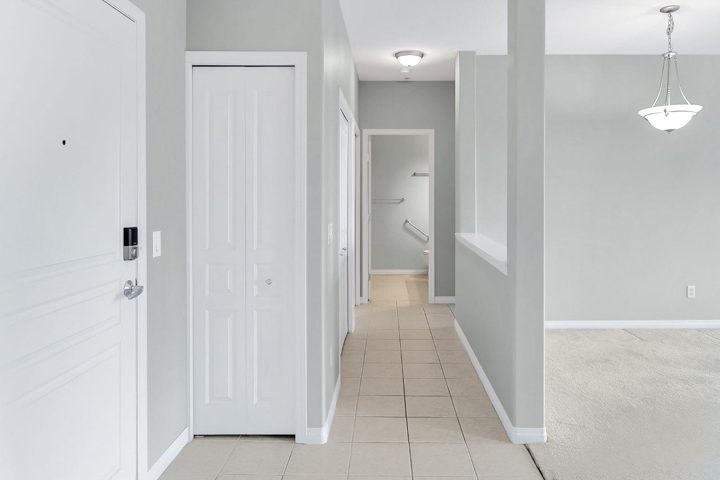 1311, 1311 Lake Fraser Green SE photo 5