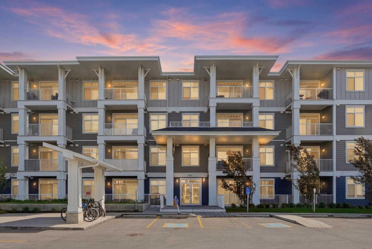 114, 300 Auburn Meadows Common SE
